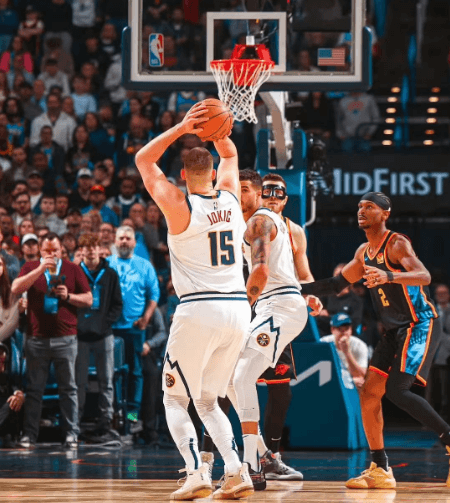 Thunder vender Nuggets om, Alexander viser præstationer på MVP-niveau